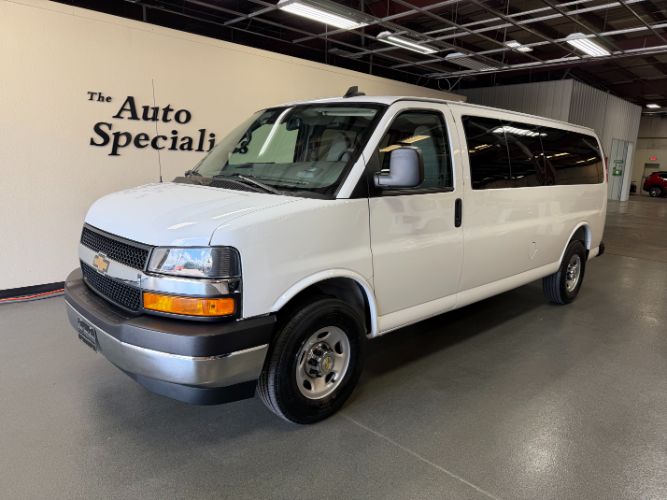 chevrolet express passenger 2025 1GAZGPFP1S1214758 image chevrolet express passenger 2025 1GAZGPFP1S1214758 image